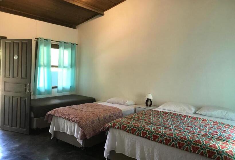 スタンダード４人部屋, Pousada Rancho Da Serra Petar