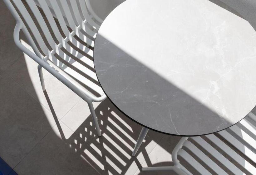 Трехместный Номер Стандарт с Балконом, Asimina