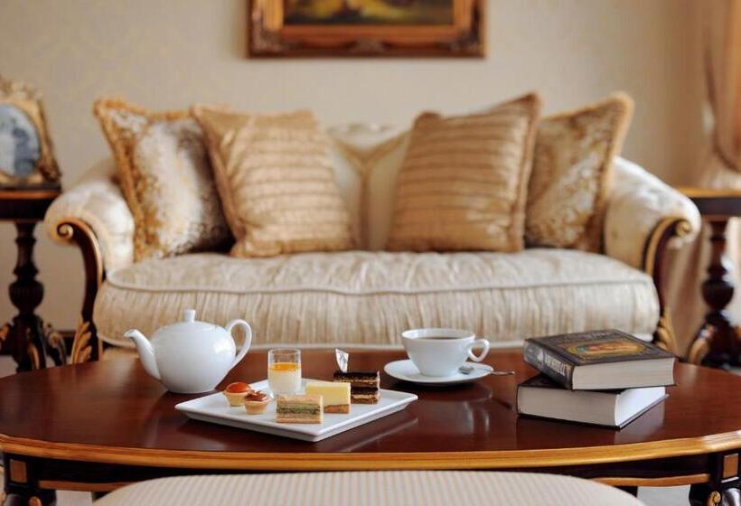 سوئیت رویال, Saad Hotel Astana