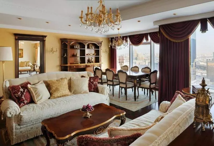 سوئیت رویال, Saad Hotel Astana