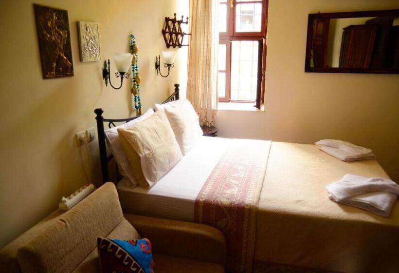 스탠다드 룸, Cunda Zehra Teyzenin Evi