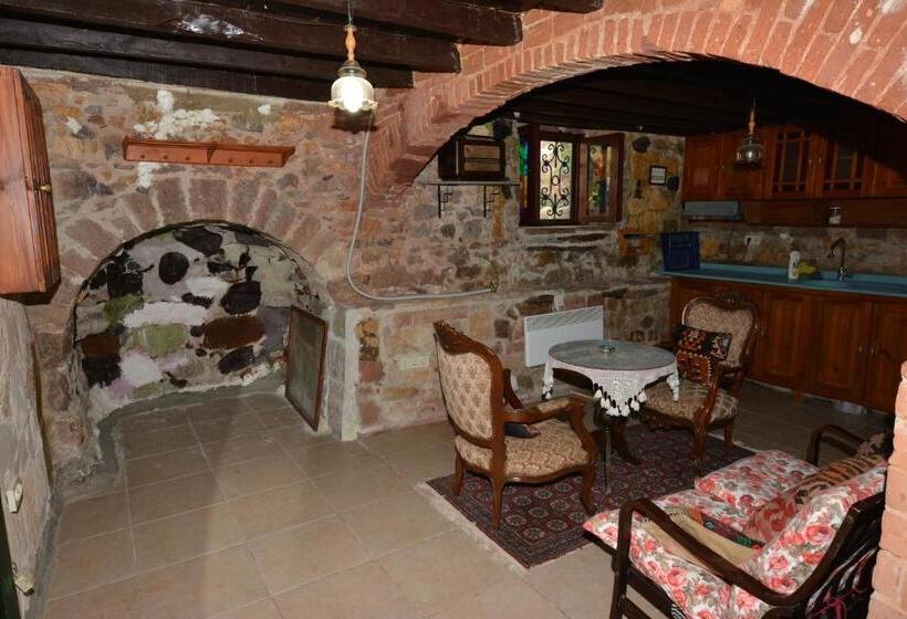 디럭스 룸, Cunda Zehra Teyzenin Evi