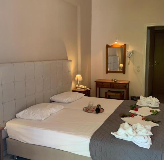 חדר סטנדרט, Eleana