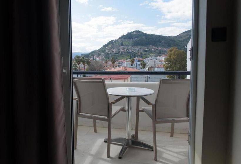 غرفة قياسية فردية, Nafpaktos