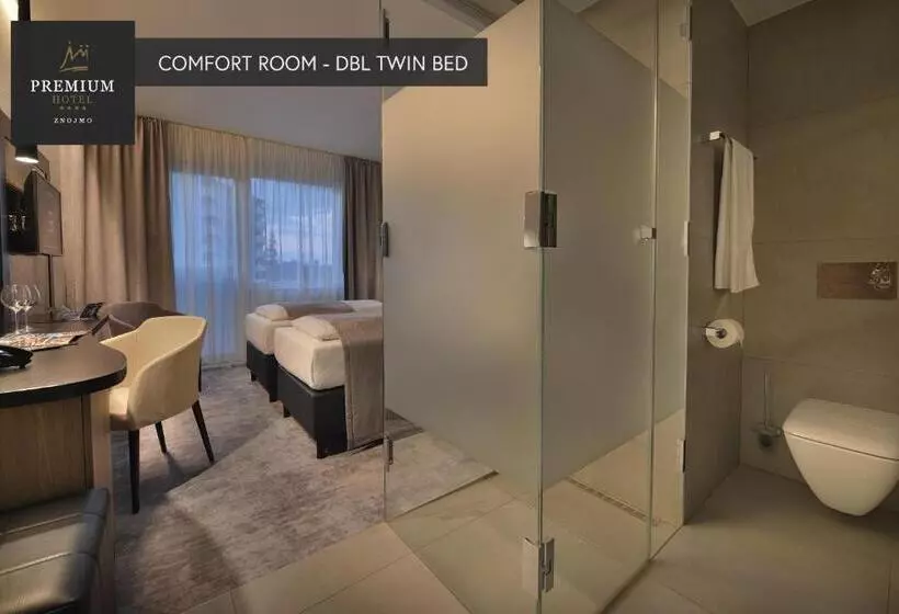 Economy Triple Room, Premium Wellness & Wine Hotel Znojmo
