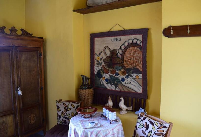 إستوديو قياسى, Vasilopoulos House