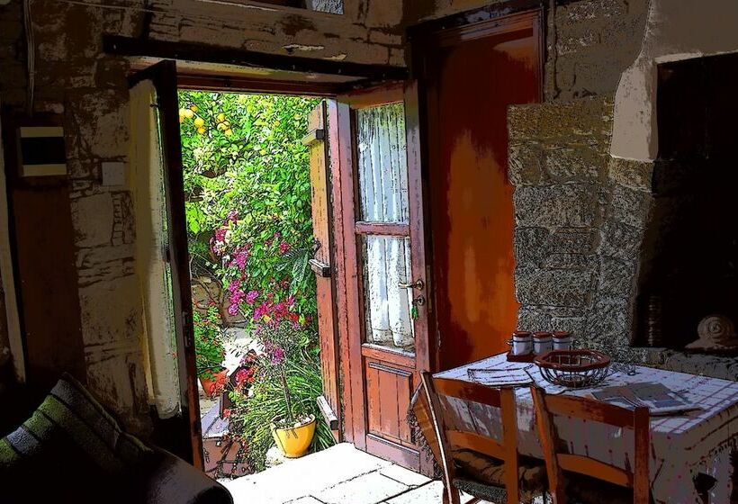 إستوديو قياسى, Vasilopoulos House