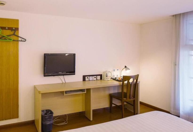 家庭间, Motel Shanghai Pudong Lianyang New International Expo Centre