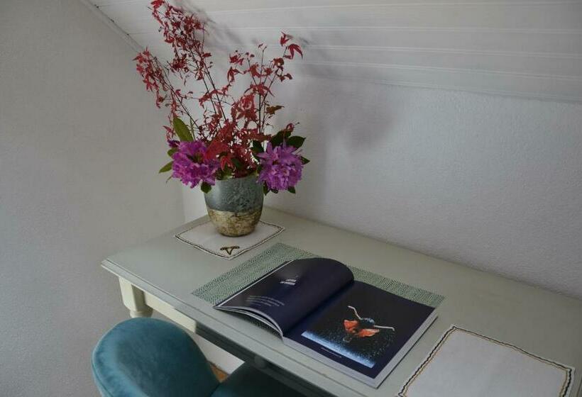 キングサイズベッドのスタンダードルーム, Isis Et Horus Ressourcement