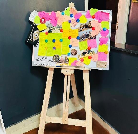 اتاق استاندارد, The Best Stop