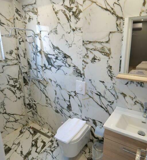 غرفة ديلوكس ثلاثية مطلة على البحر, Rumani 3 Islands