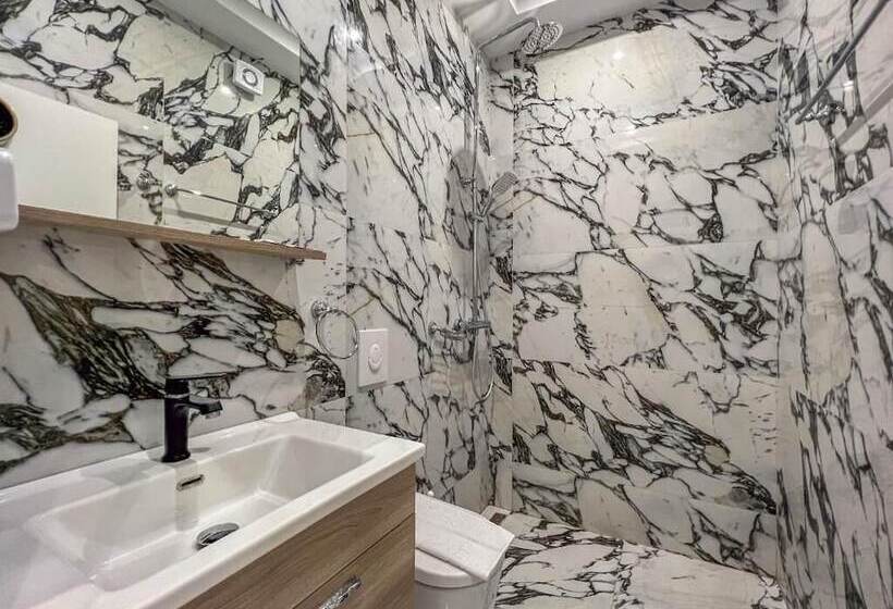 غرفة ديلوكس ثلاثية مطلة على البحر, Rumani 3 Islands