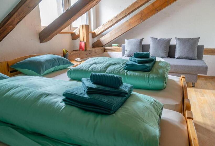 חדר סטנדרט לארבעה, Chrona Bed & Breakfast