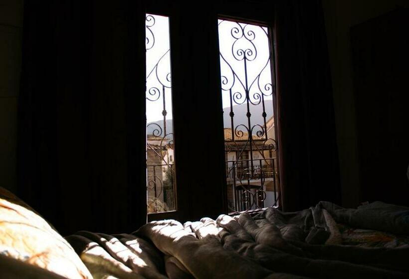 חדר דלוקס, Pouso Primavera