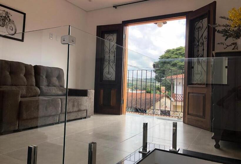 חדר דלוקס, Pouso Primavera