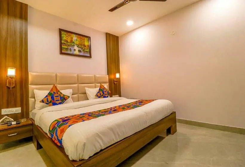Deluxe-huone, Fabhotel Prime K9 Regency