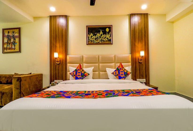 سوییت, Fabhotel Prime K9 Regency