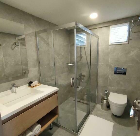 スタンダードルーム, Yalinn Boutique