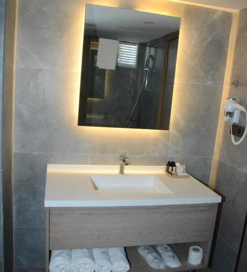 テラス付スイート, Yalinn Boutique