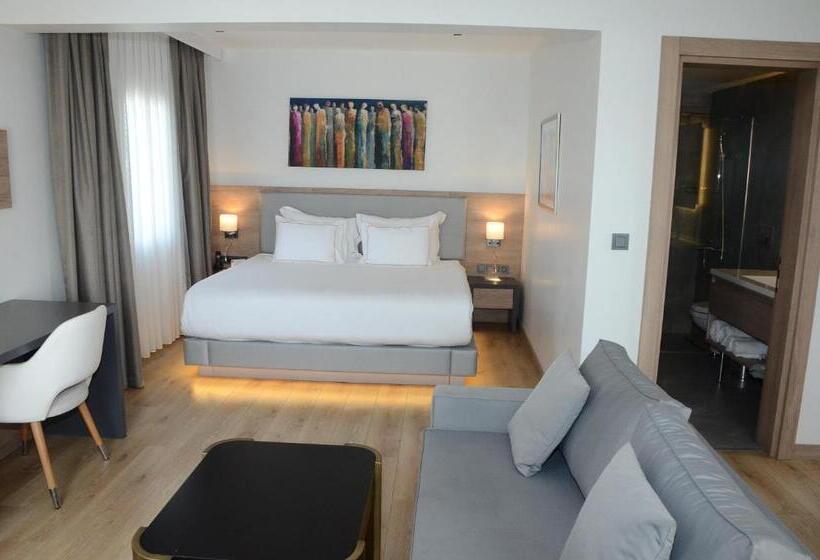 テラス付スイート, Yalinn Boutique