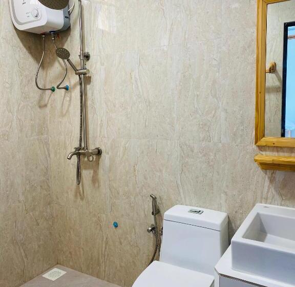 اتاق خانوادگی, Stay Salty