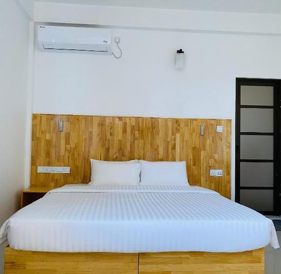 اتاق خانوادگی, Stay Salty