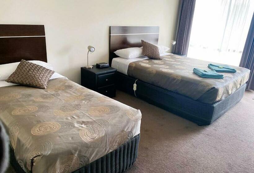 デラックスルーム, Dalvue Motel