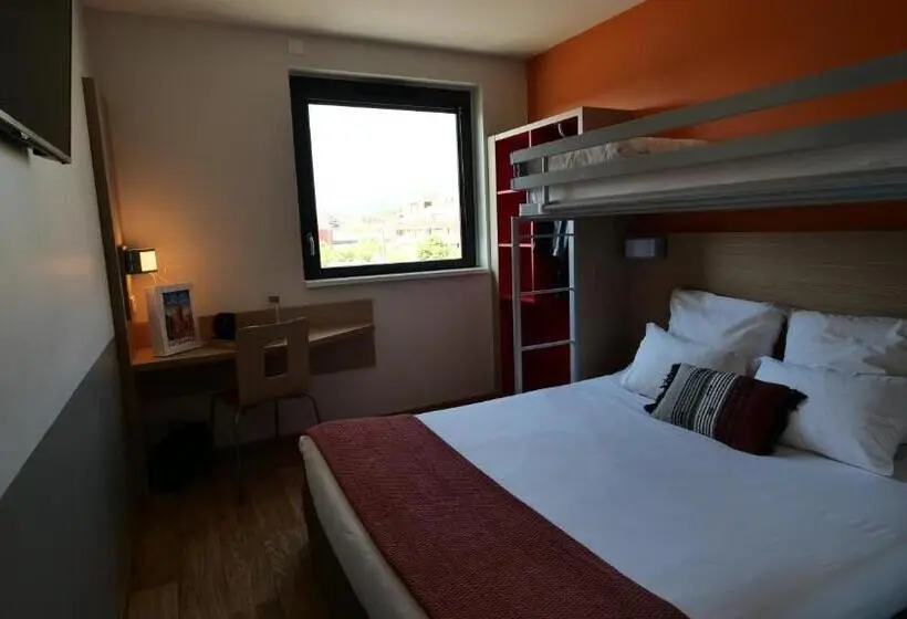 Cameră Triplă Standard, Oneloft