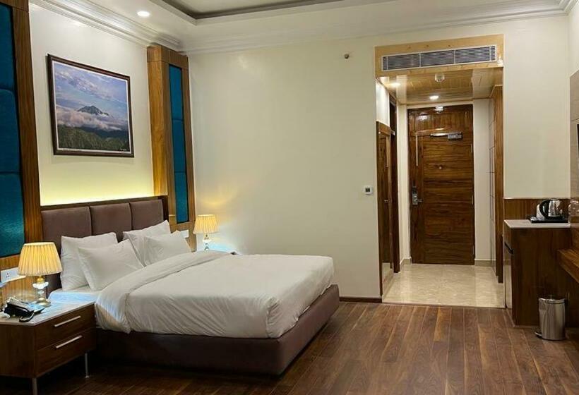 豪华房间, Woodville Palace