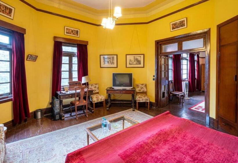 Президентский Люкс, Woodville Palace