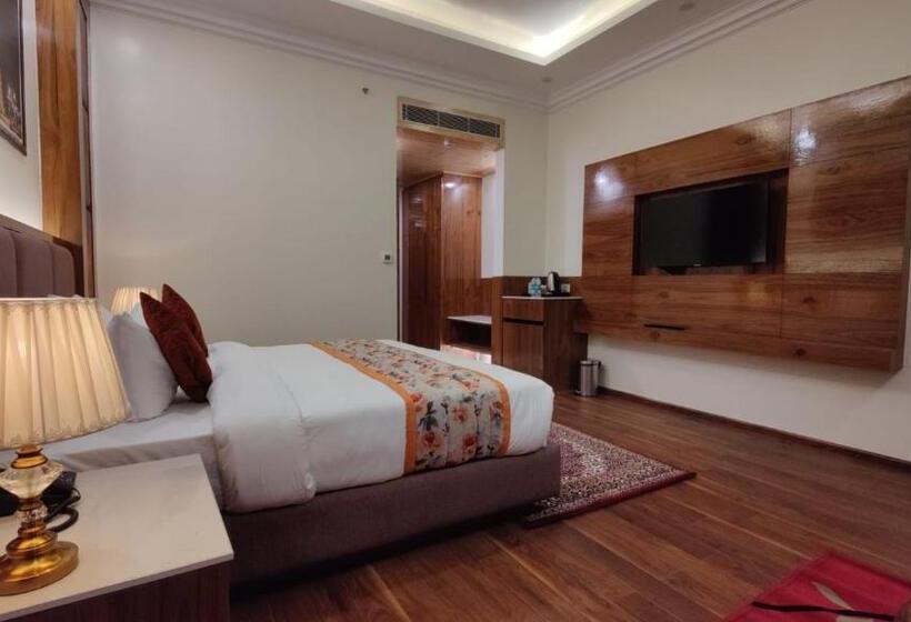 Номер Superior, Woodville Palace