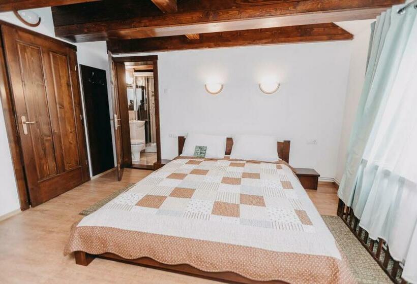 标准间, Pensiune și Camping Patru   Gheorgheni