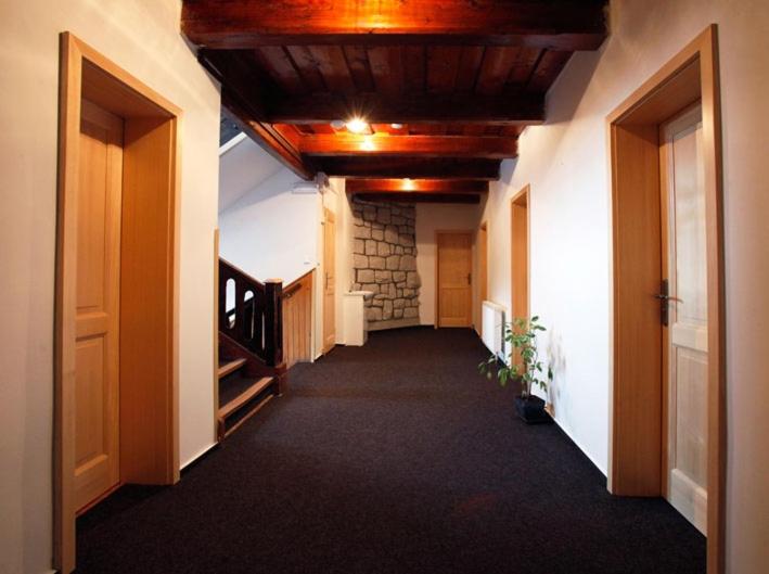 غرفة إقتصادية, Horská Chata Svatobor