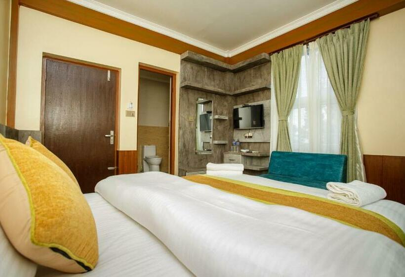 Habitación Deluxe, Gauri Shankar Hotel Nagarkot
