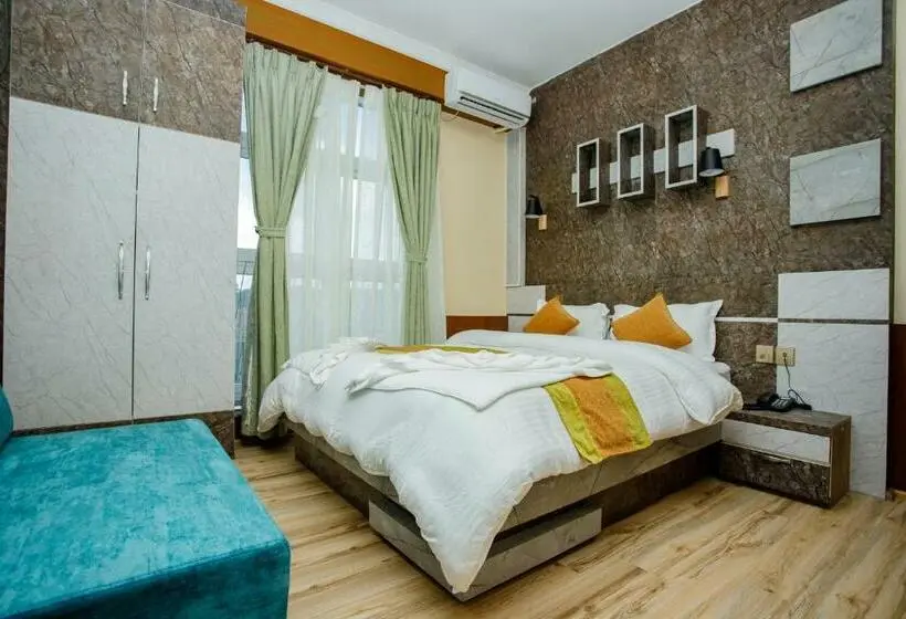 اتاق لوکس, Gauri Shankar Hotel Nagarkot