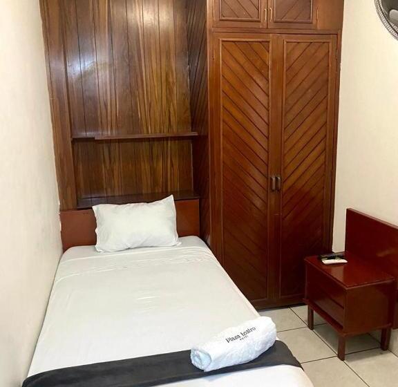 اتاق استاندارد یک نفره, Plaza Teatro