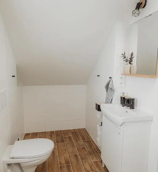 スタンダードルーム, Vinný Sklep Rozárka
