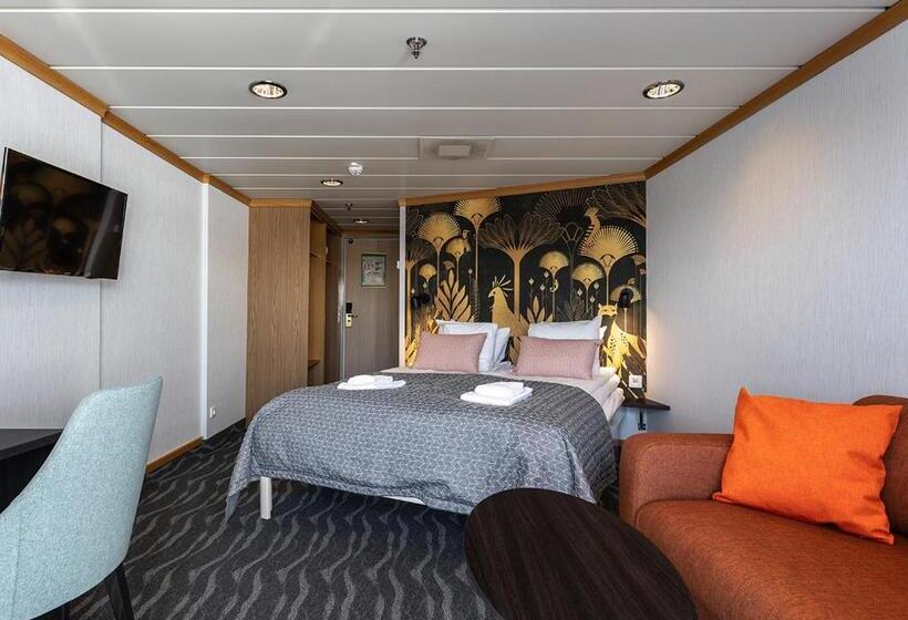 프리미엄 룸 측면 바다 전망, Viking Line Ferry Gabriella   One Way Journey From Stockholm To Helsinki