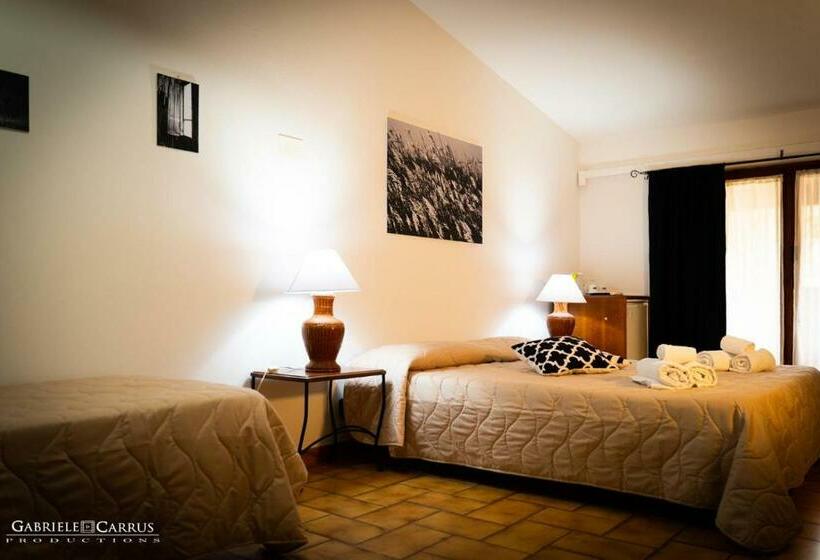 Трехместный Номер Классика, Murahera Guest House