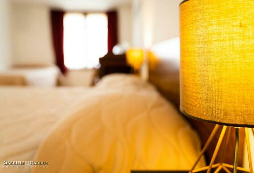 חדר קלאסי לשלושה, Murahera Guest House