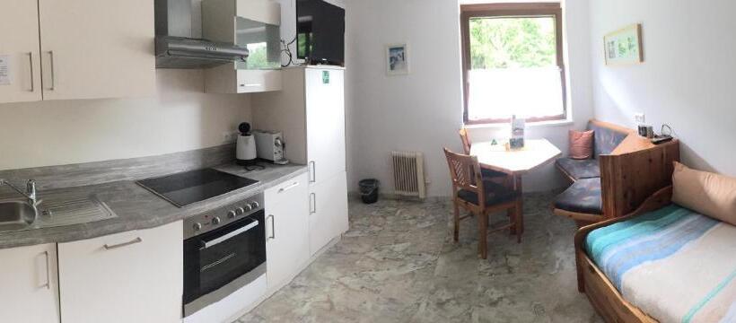 דירת חדר, Pension Mühlenheim