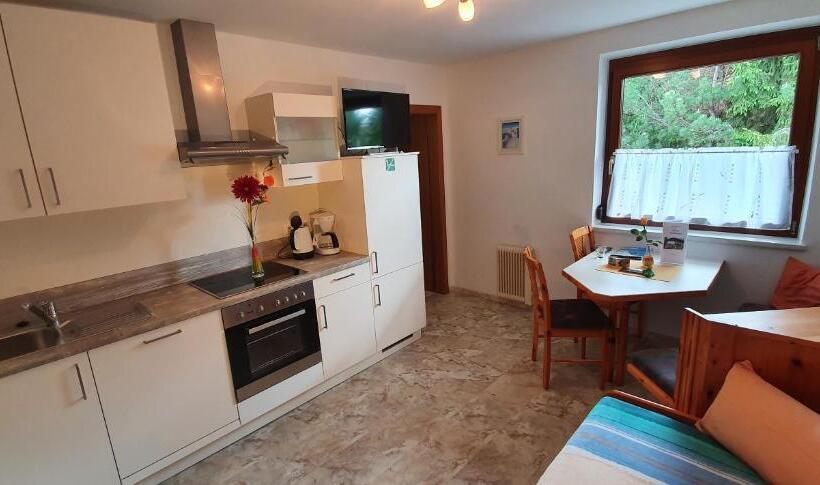 דירת חדר, Pension Mühlenheim