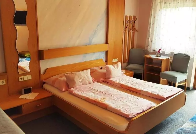 Huoneisto 1 Makuuhuone Parveke, Pension Mühlenheim