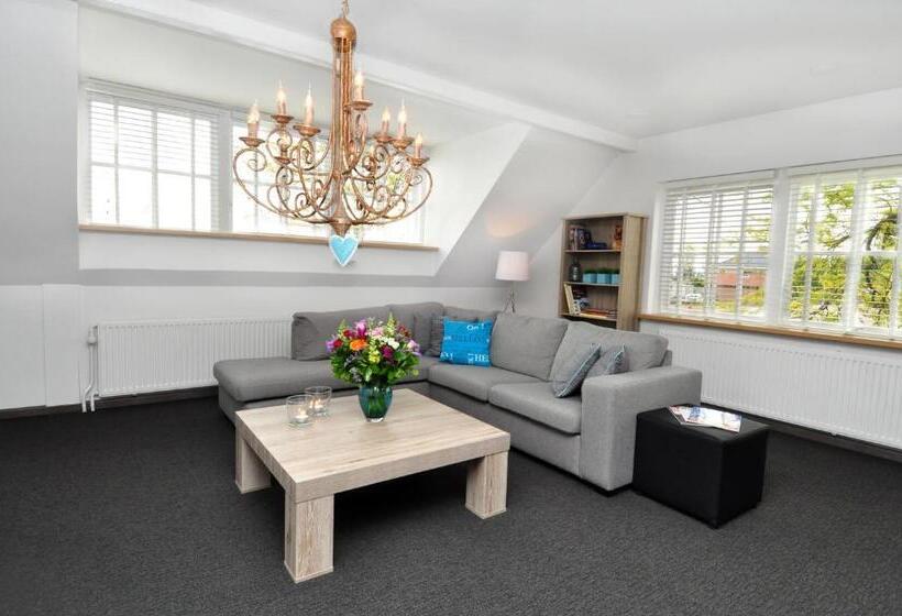 带2个卧室的公寓, Boutique Hotel Herbergh Amsterdam Airport Free Parking