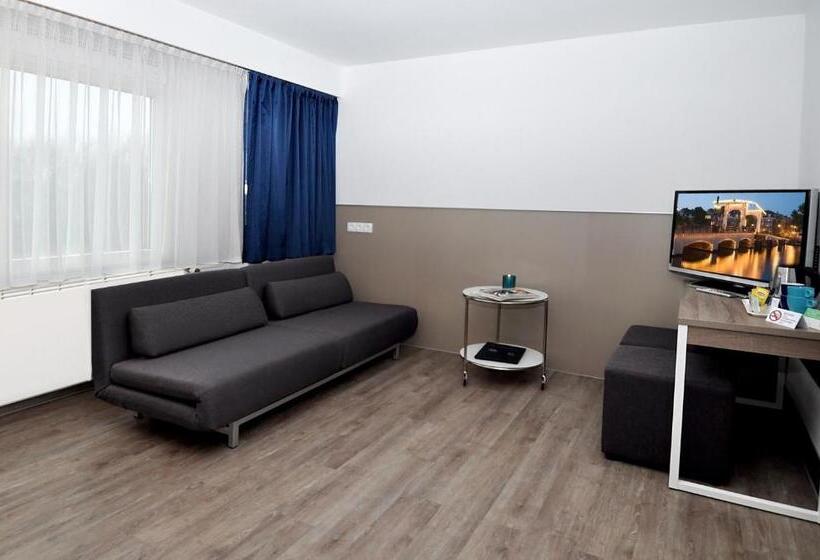 Номер Комфорт, Boutique Hotel Herbergh Amsterdam Airport Free Parking