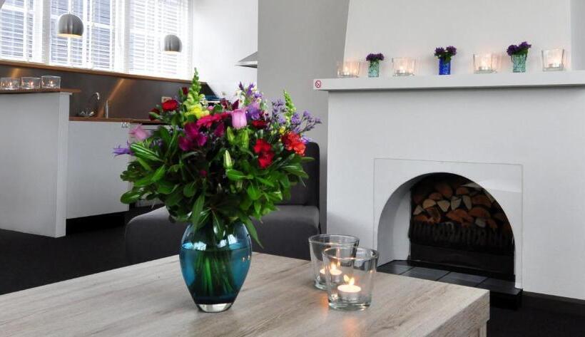 带2个卧室的公寓, Boutique Hotel Herbergh Amsterdam Airport Free Parking