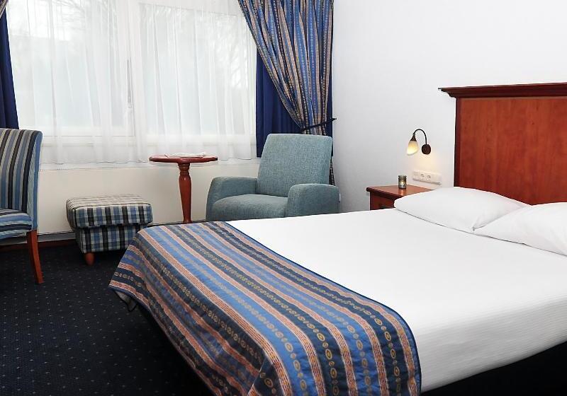 Номер Комфорт, Boutique Hotel Herbergh Amsterdam Airport Free Parking