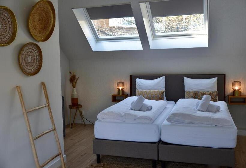 标准间, Hofje Van Maas