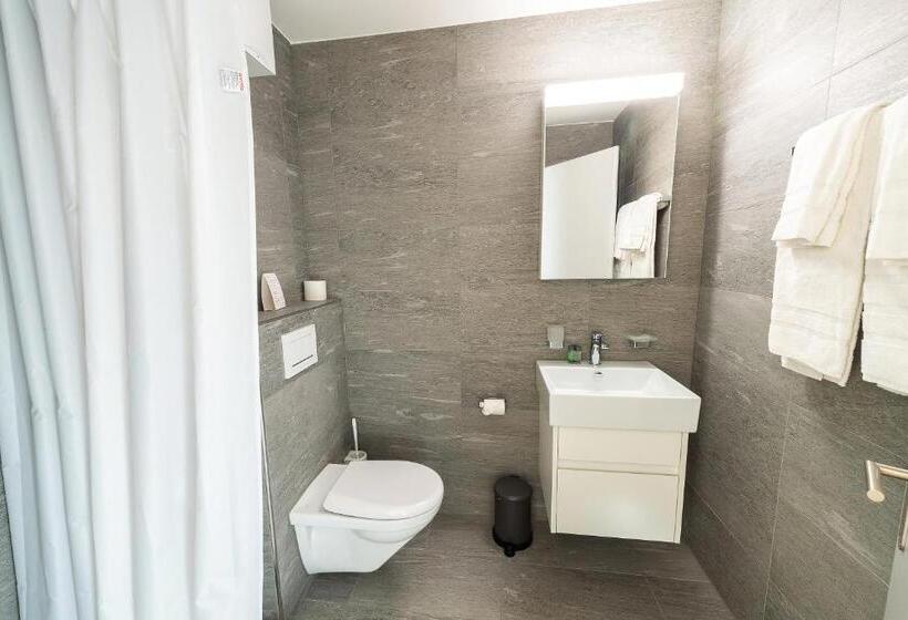 レイクビュースタンダードルーム, & Restaurant Hasenstrick