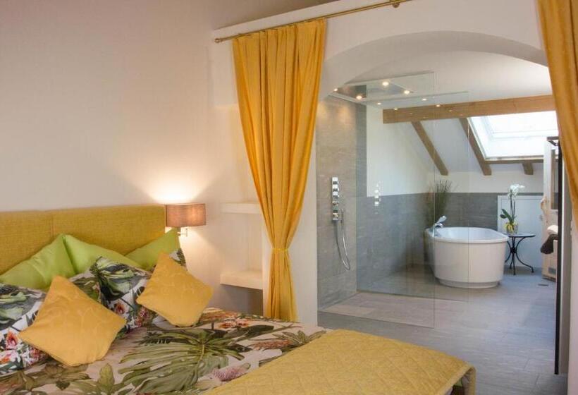 デラックススイート, & Restaurant Hasenstrick